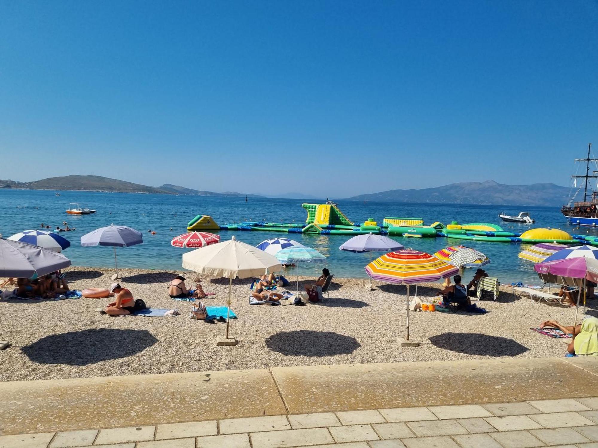 Brand New Apartments Σαράντα Εξωτερικό φωτογραφία